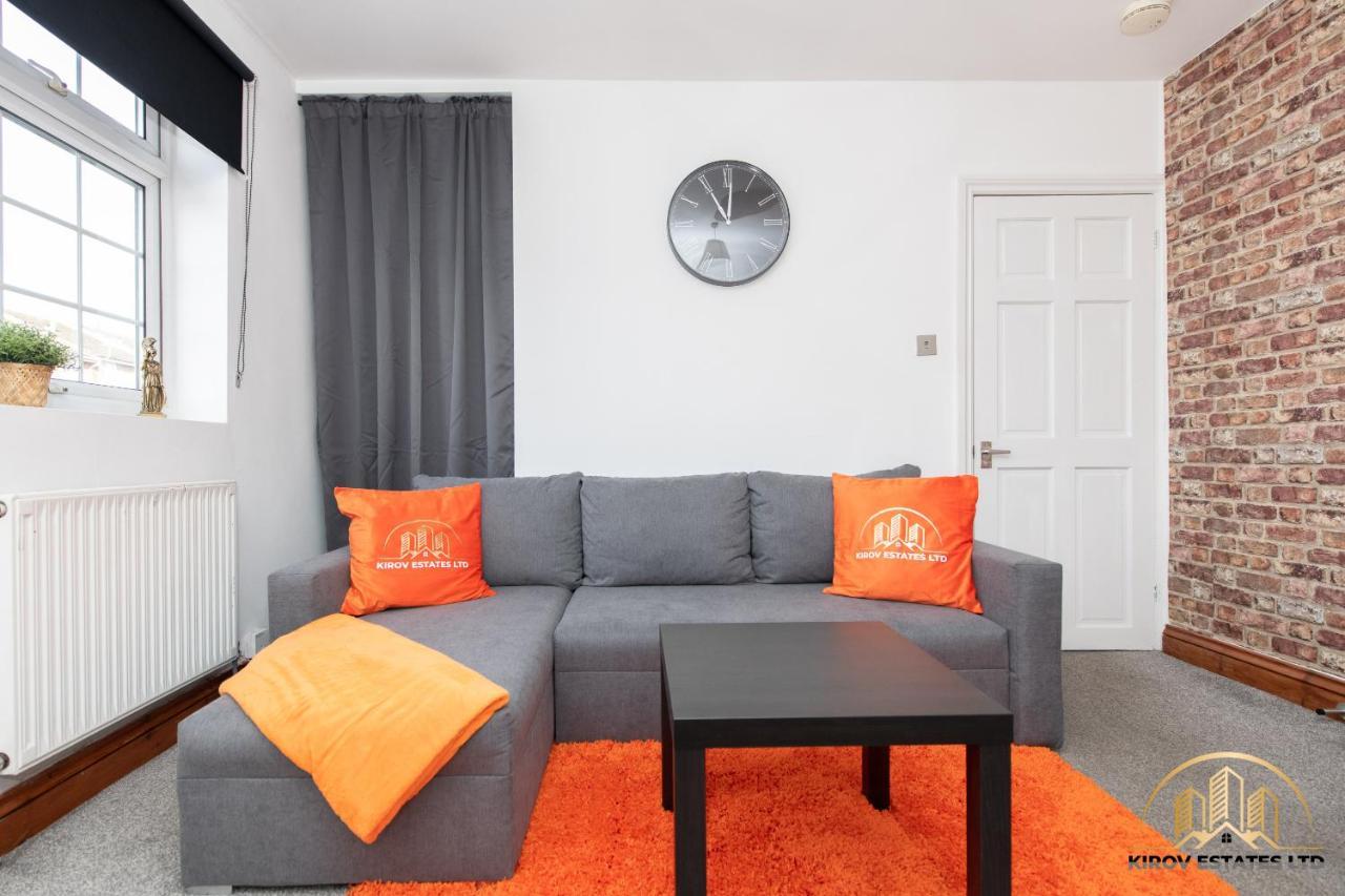 סאות'המפטון Athena Apartment - The Wisdom Of Town מראה חיצוני תמונה
